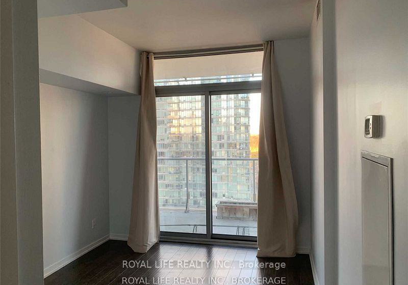 103-the-queensway-toronto-ontario-w13459976