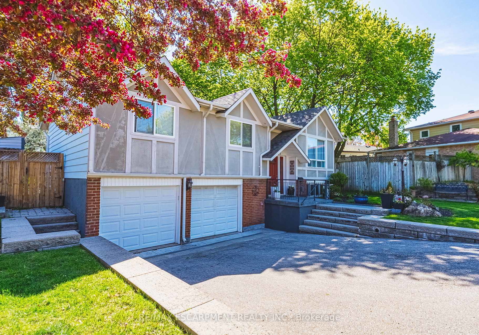 2231-sandringham-drive-burlington-ontario-w13460152