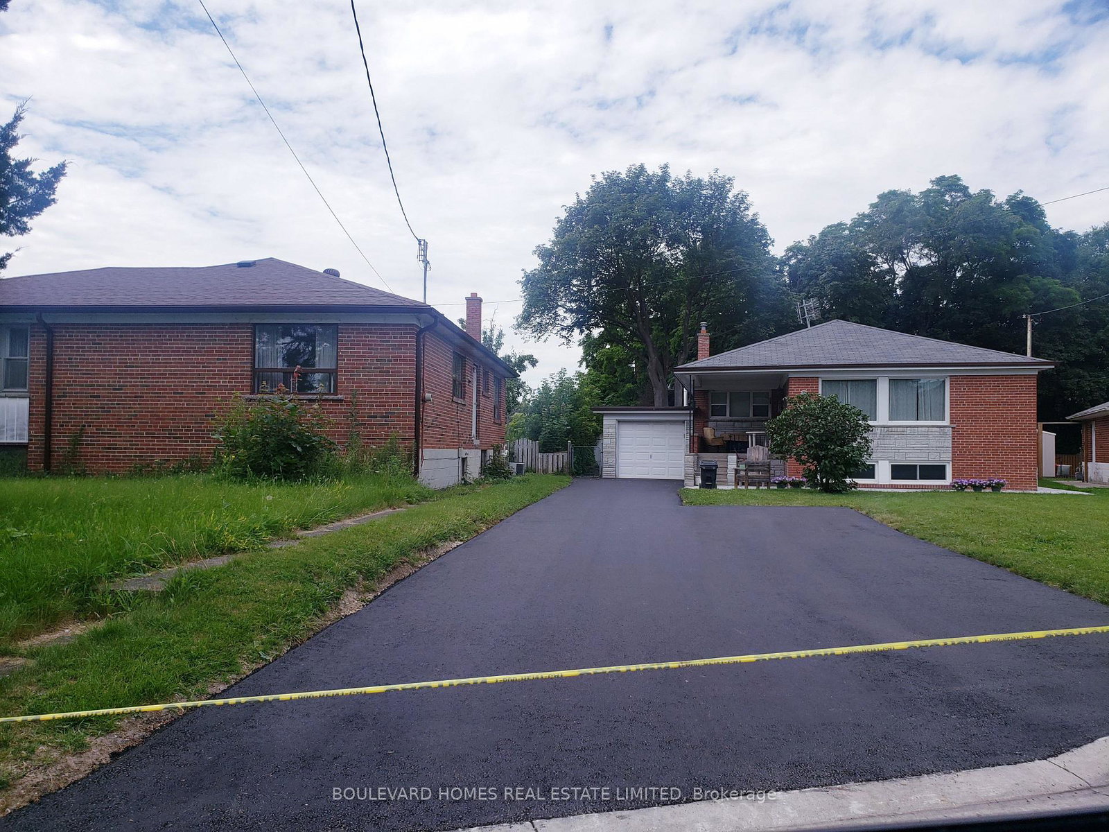 4-appletree-court-york-ontario-w13460360