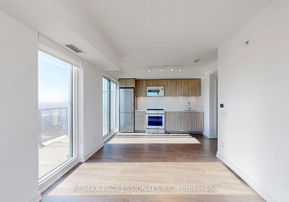 30-samuel-wood-way-etobicoke-ontario-w13460452