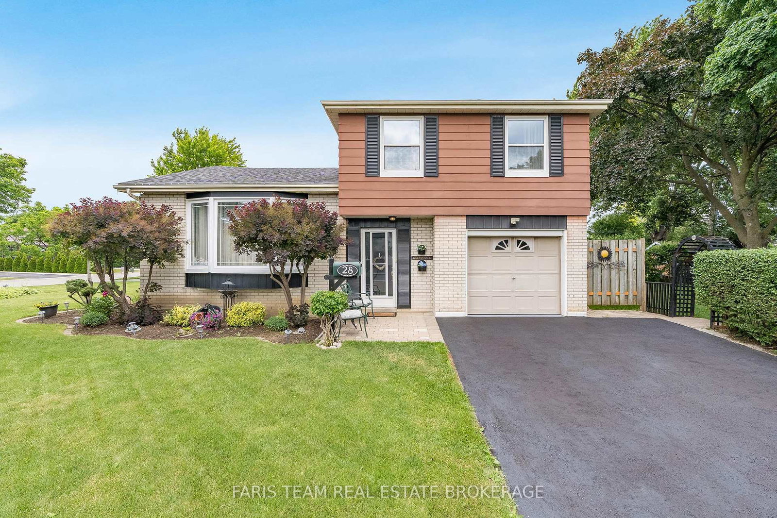 28-bromley-crescent-brampton-ontario-w13460508