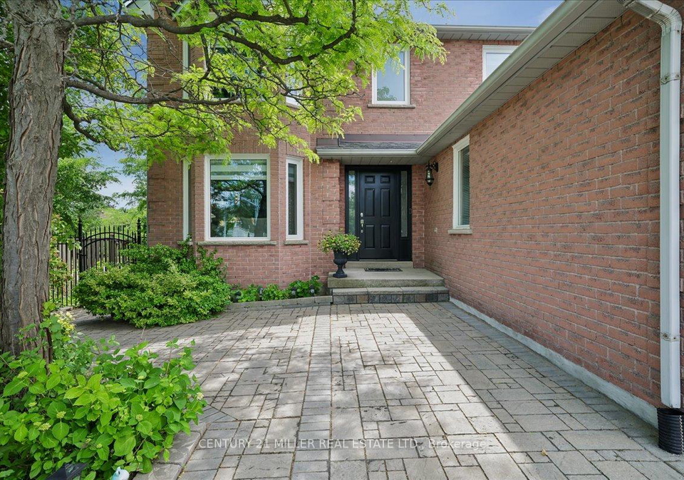 2120-sixth-line-oakville-ontario-w13460806