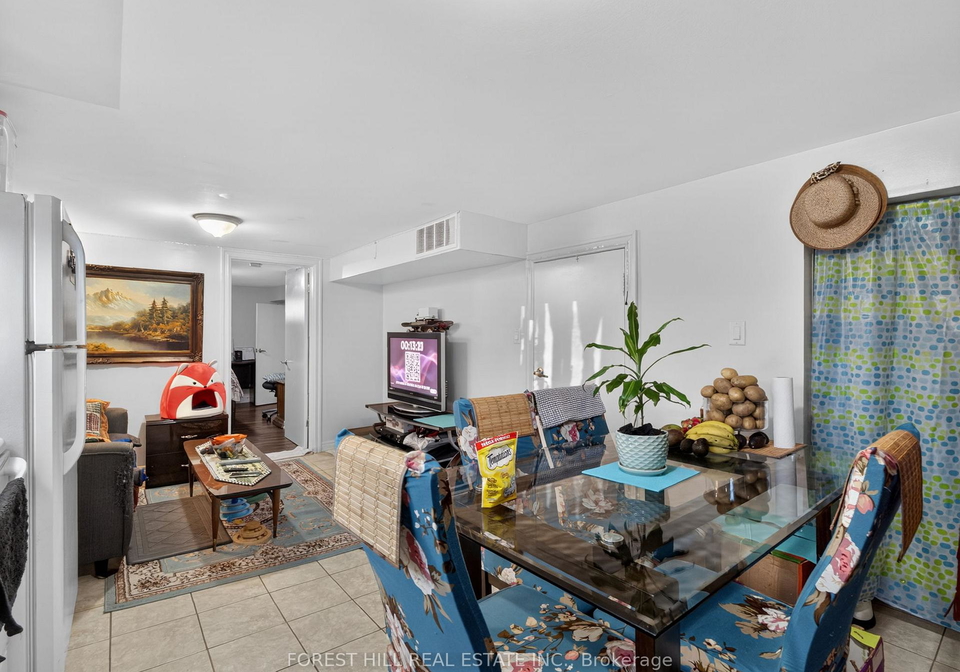 114-regent-road-york-ontario-w13460844