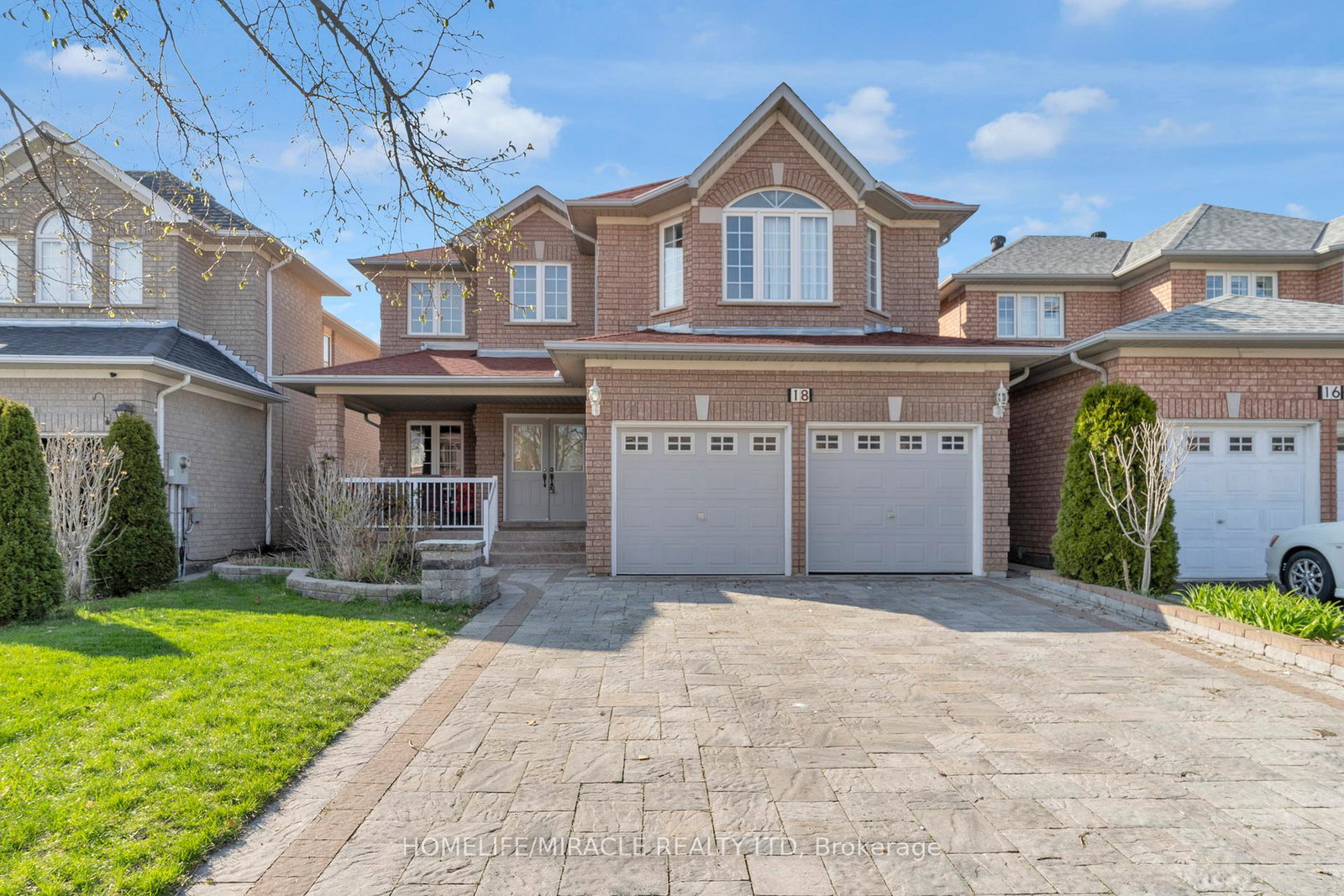 18-hartwell-gate-brampton-ontario-w13460974