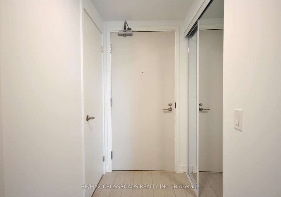4010-eglinton-avenue-w-etobicoke-ontario-w13461072