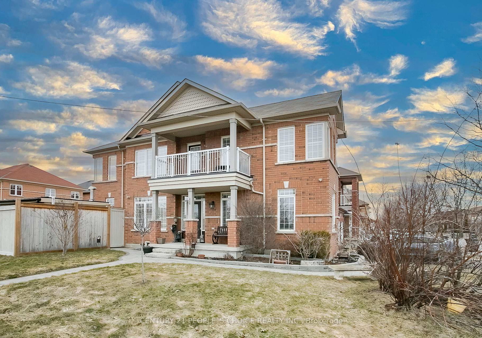 33-accent-circle-brampton-ontario-w13461090