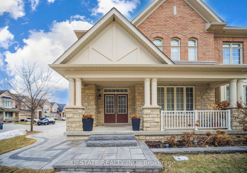 11-mistyglen-crescent-brampton-ontario-w13461136