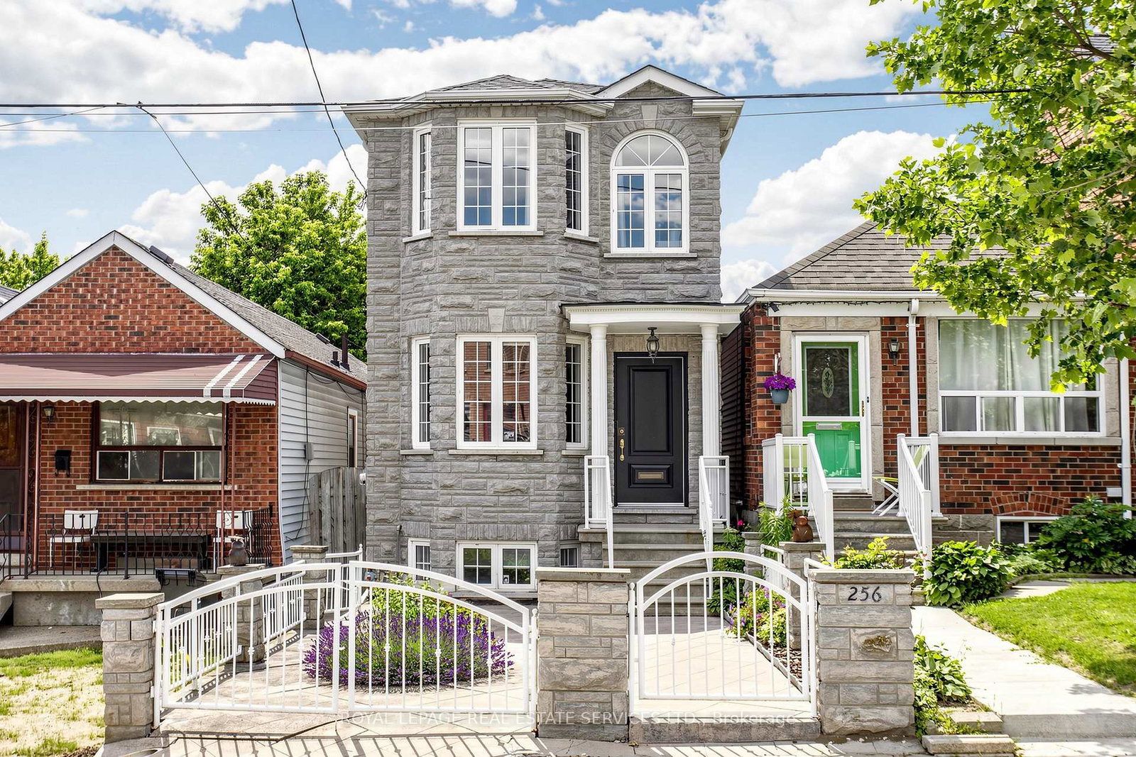 256-earlscourt-avenue-toronto-ontario-w13461180