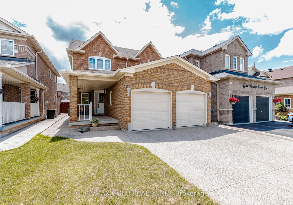 63-vintage-gate-brampton-ontario-w13461202