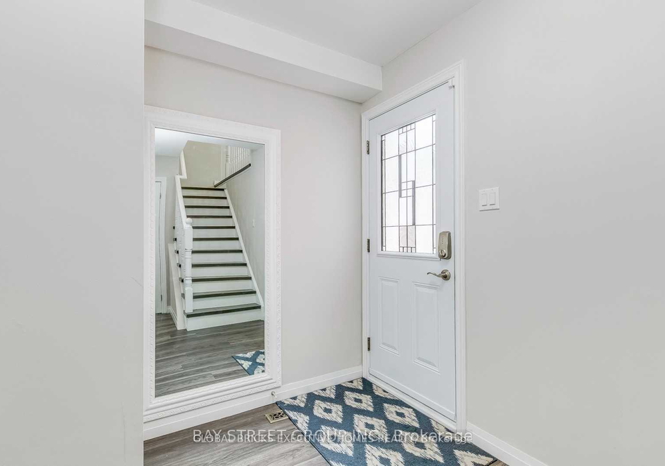 5045-rundle-court-mississauga-ontario-w13461210
