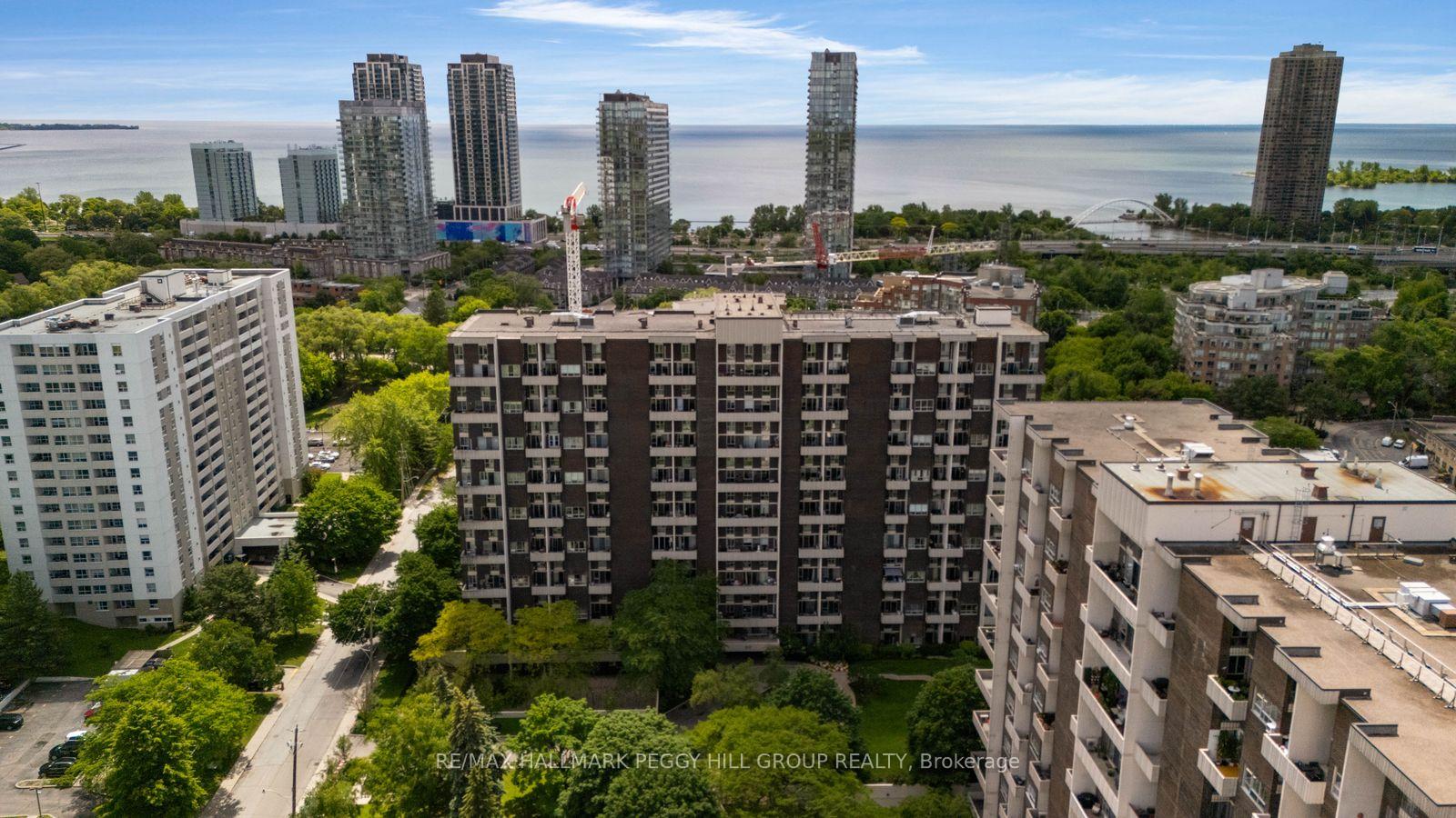 60-southport-street-toronto-ontario-w13461276
