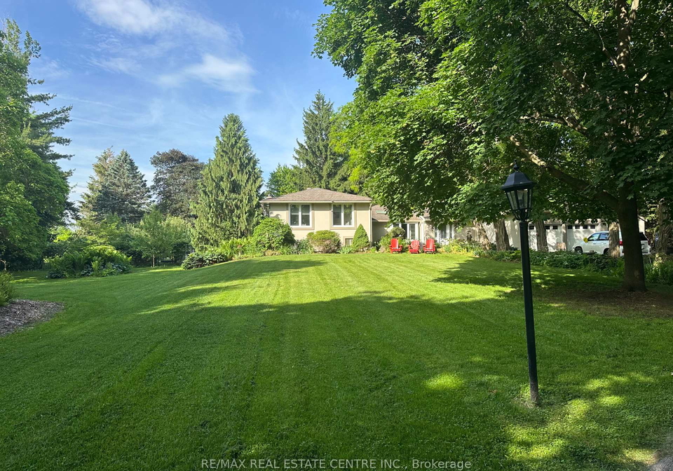 5590-blind-line-burlington-ontario-w13461332
