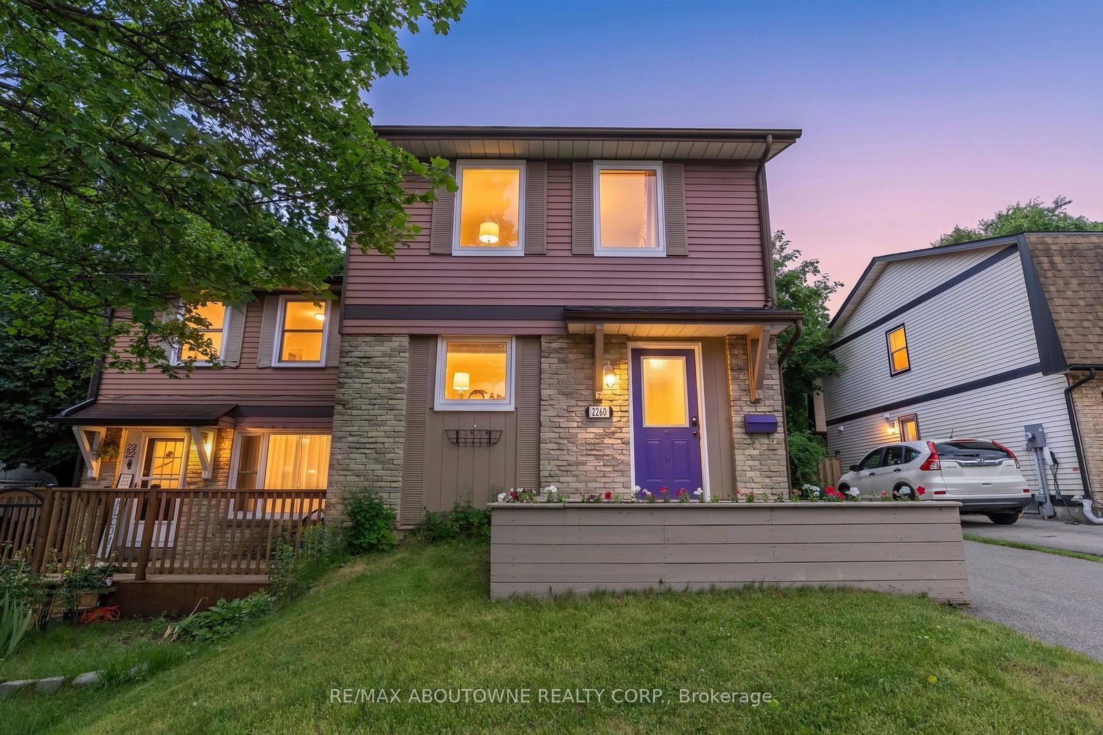 2260-manchester-drive-burlington-ontario-w13461430