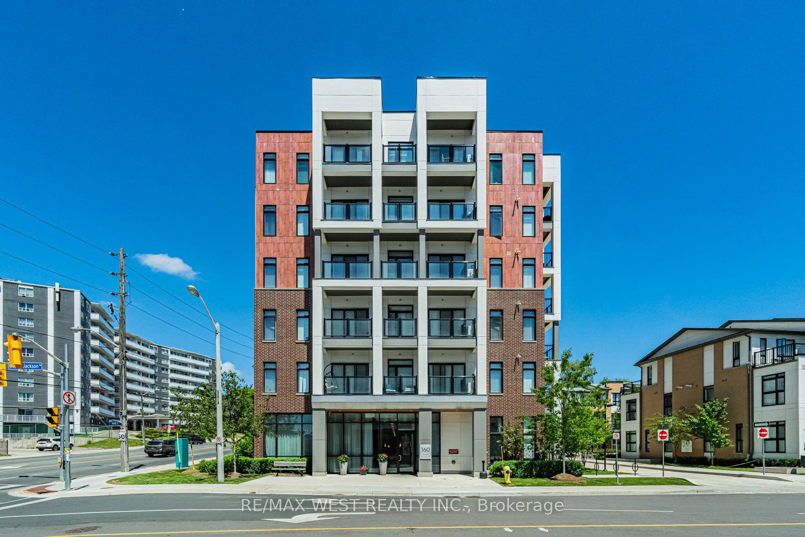 160-canon-jackson-drive-north-york-ontario-w13461608