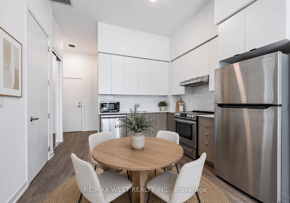 160-canon-jackson-drive-north-york-ontario-w13461608