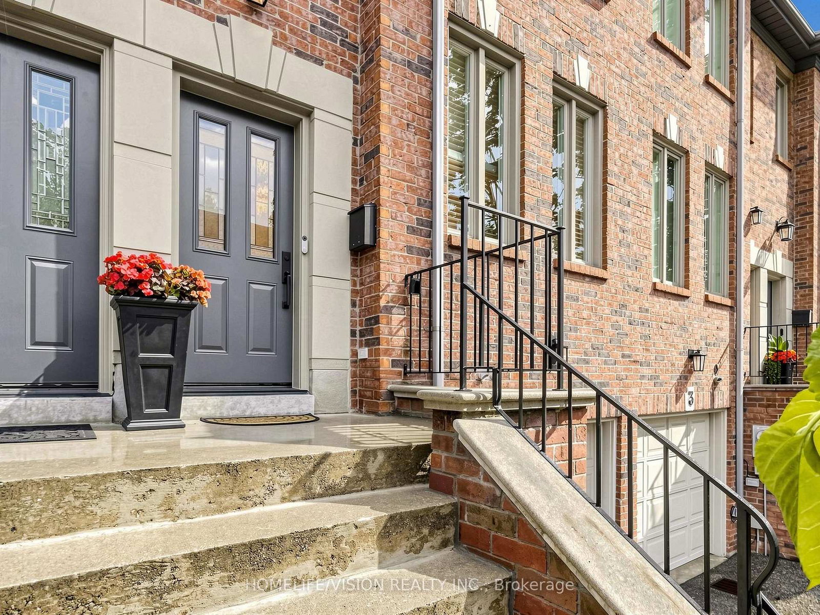 175-grand-avenue-etobicoke-ontario-w13461680
