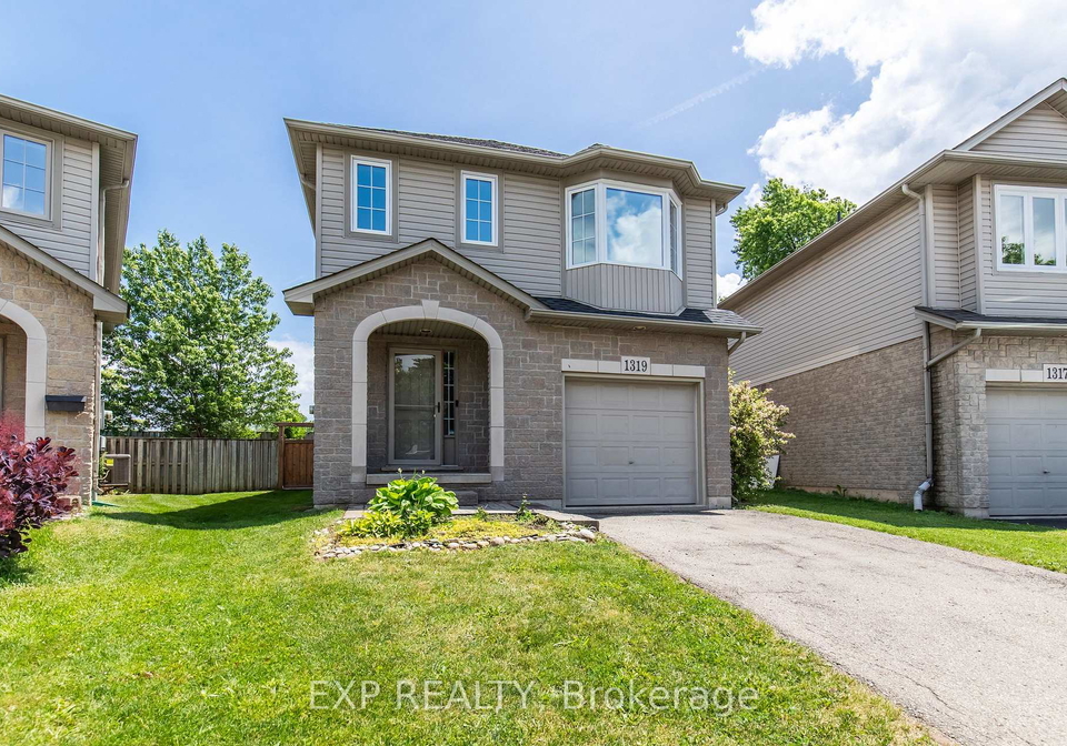 1319-bonnie-court-burlington-ontario-w13461700