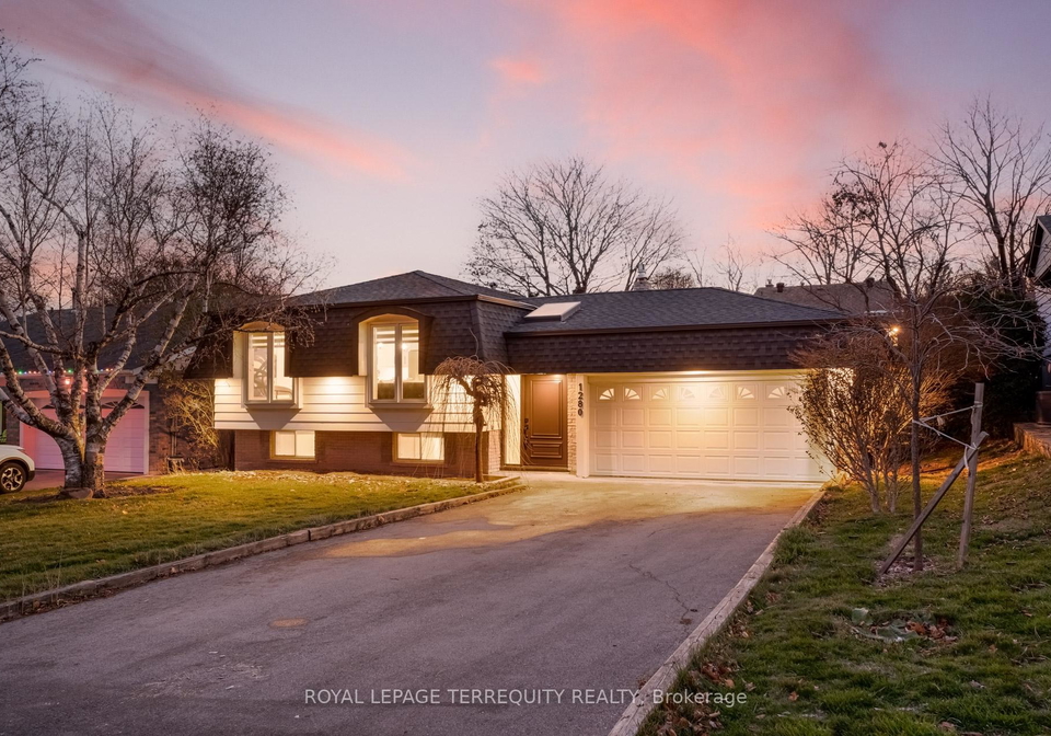 1280-hart-crescent-oakville-ontario-w13461900
