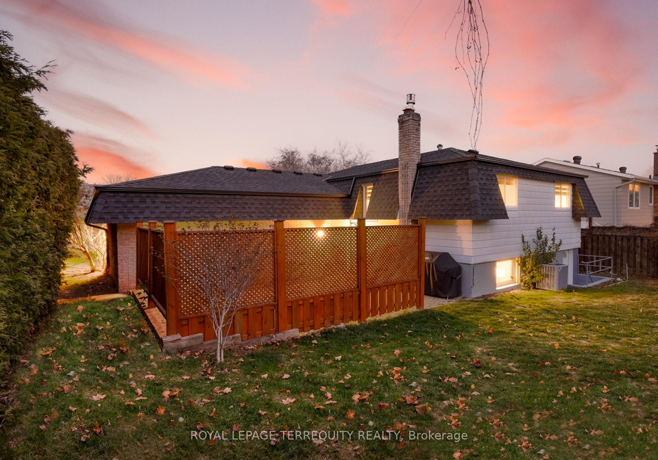 1280-hart-crescent-oakville-ontario-w13461900