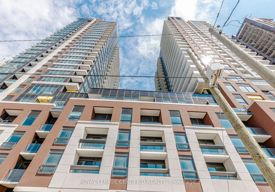 4010-eglinton-avenue-w-etobicoke-ontario-w13461956