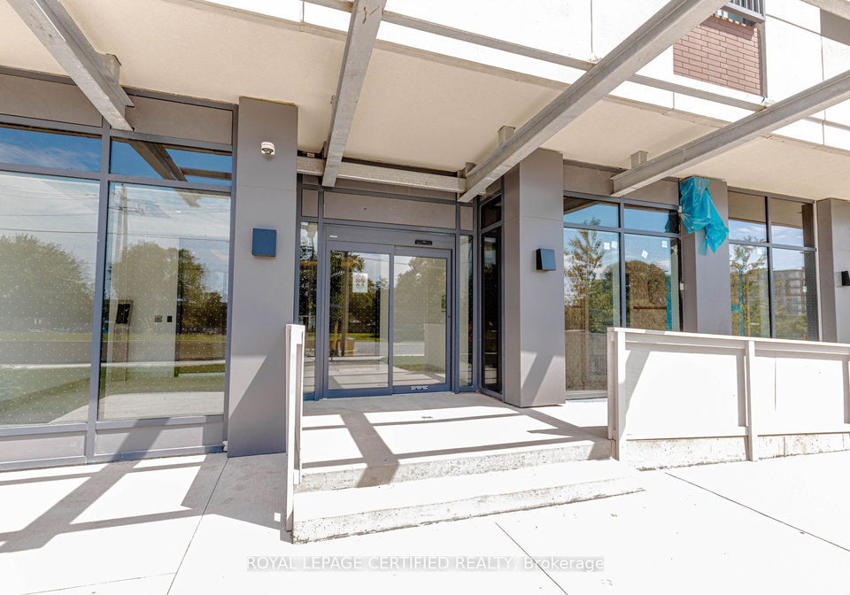 4010-eglinton-avenue-w-etobicoke-ontario-w13461956