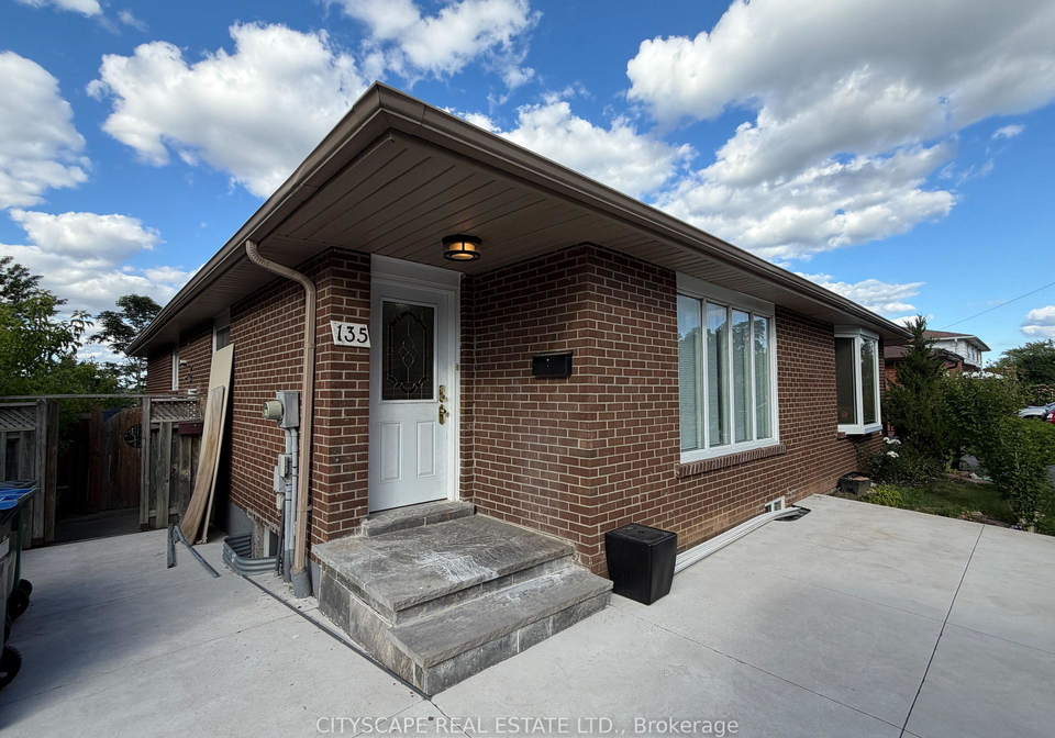 135-bonham-boulevard-mississauga-ontario-w13462010