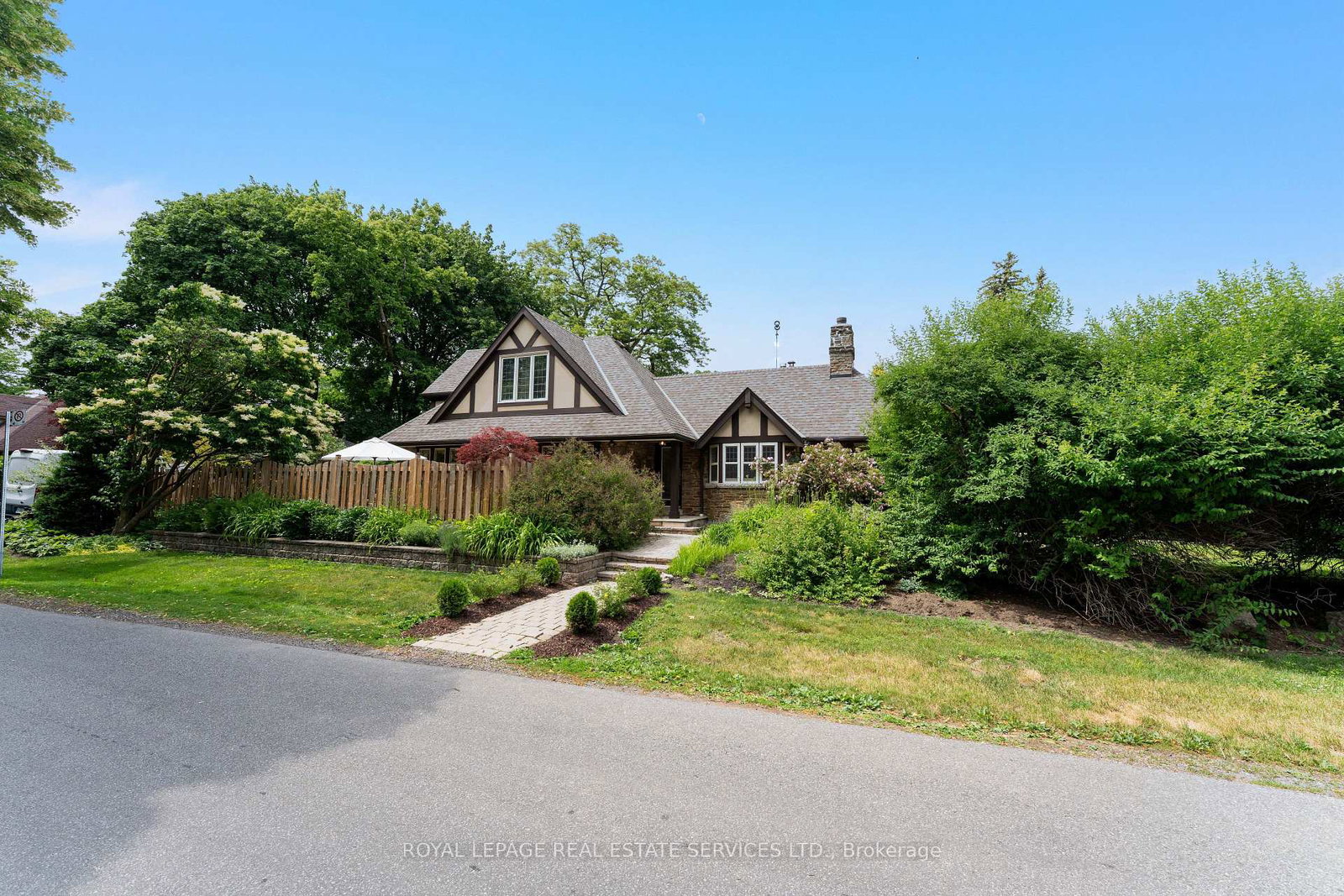 50-brentwood-road-s-etobicoke-ontario-w13462136