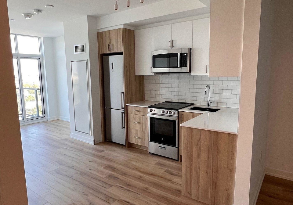 1195-the-queensway-etobicoke-ontario-w13462344