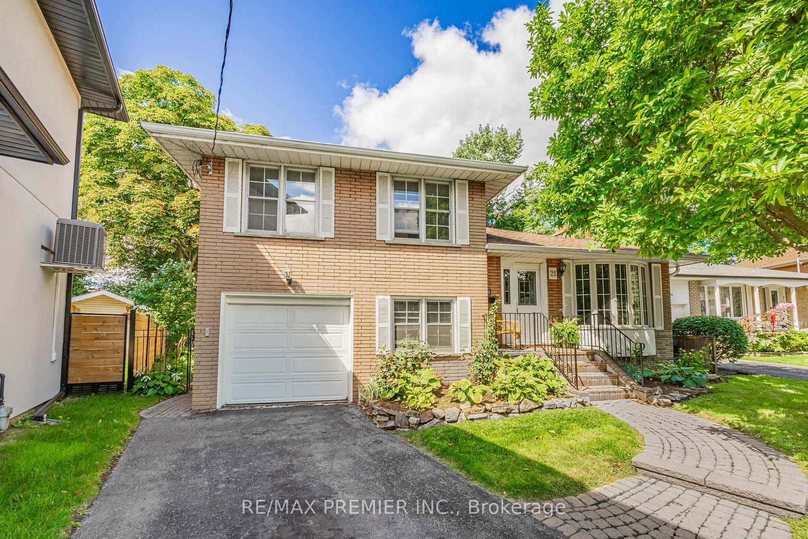 21-halbadier-place-etobicoke-ontario-w13462476