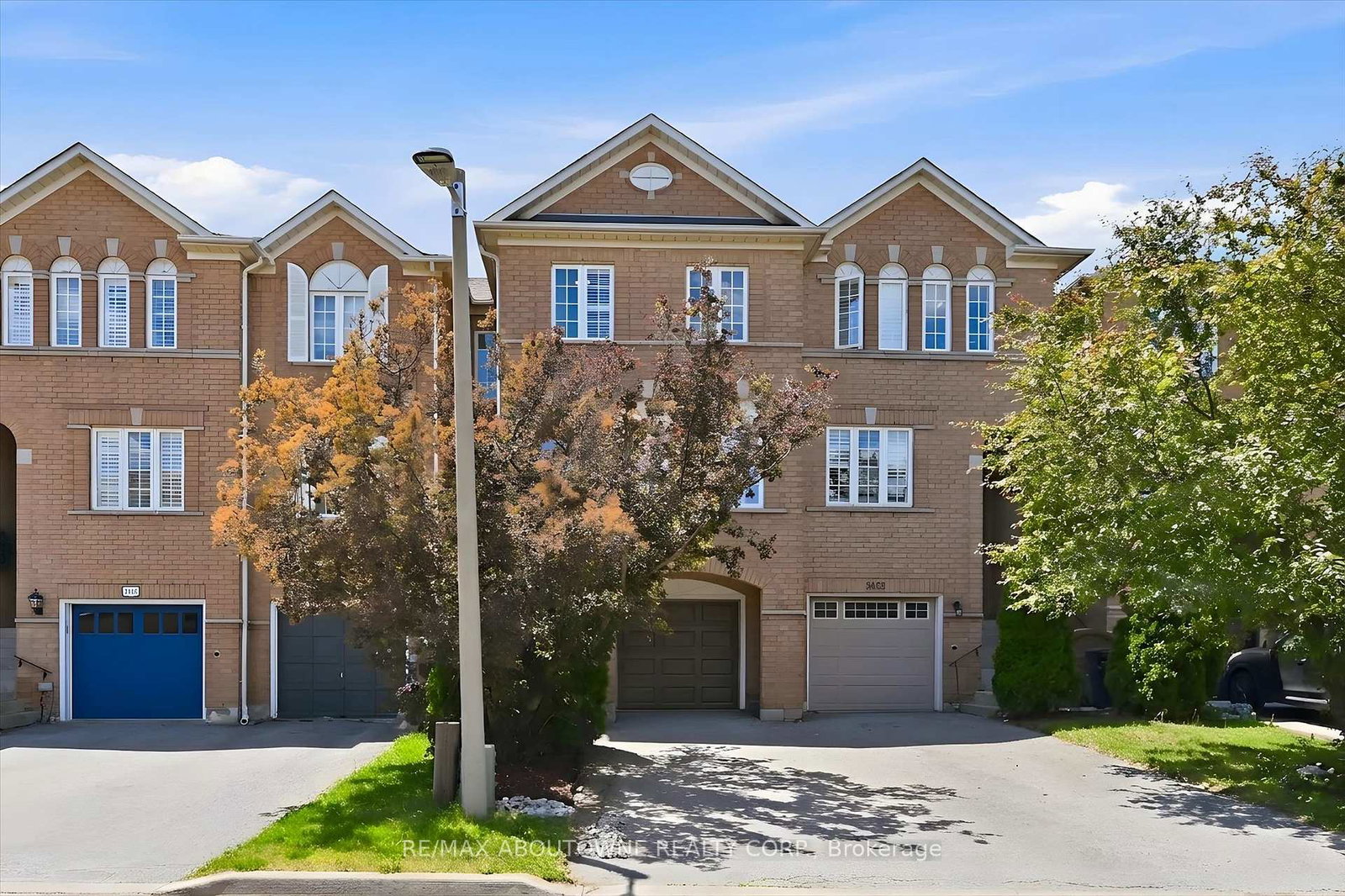 2420-ravinebrook-crescent-oakville-ontario-w13462666