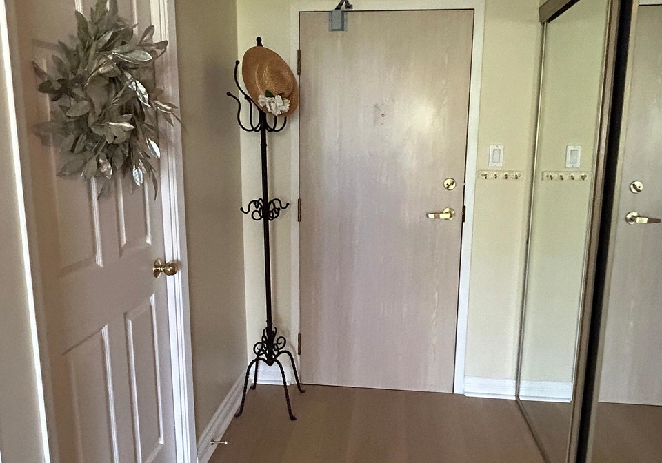 1271-walden-circle-mississauga-ontario-w13462672