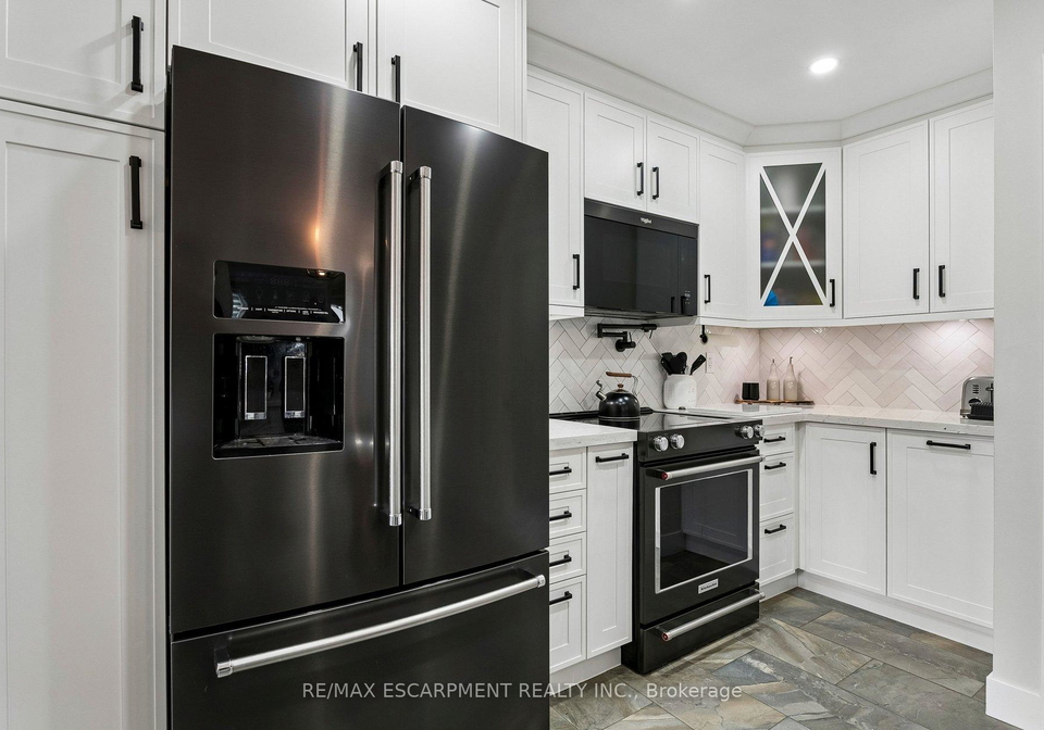 6650-falconer-drive-mississauga-ontario-w13462696