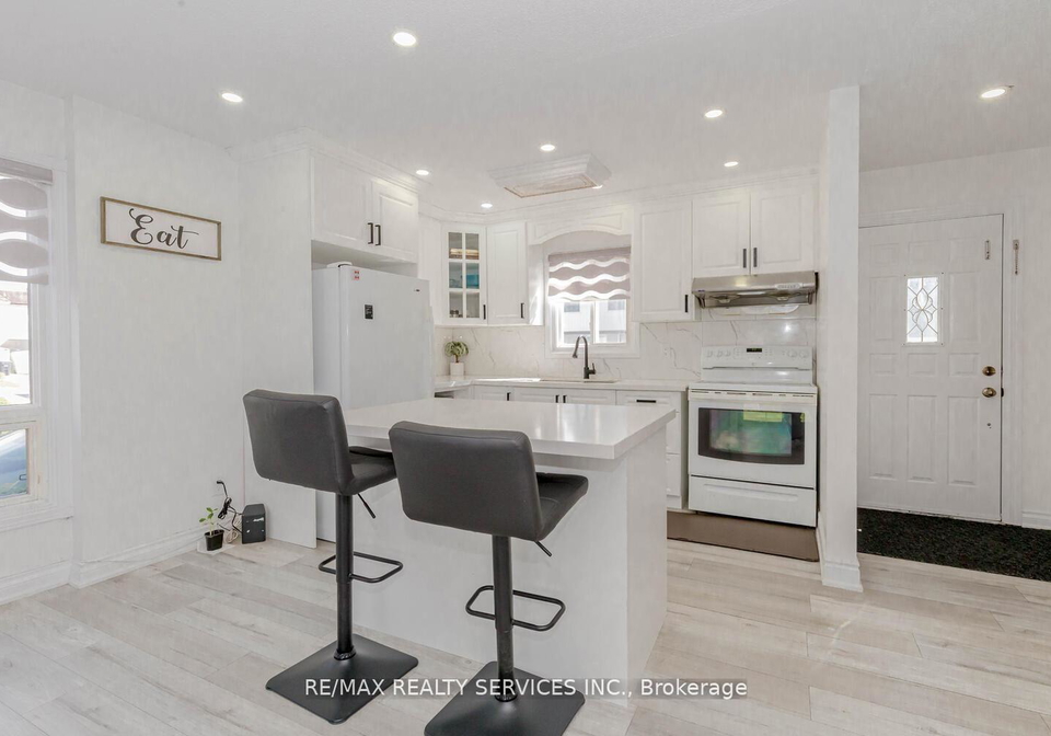 13-greenbush-court-brampton-ontario-w13463018