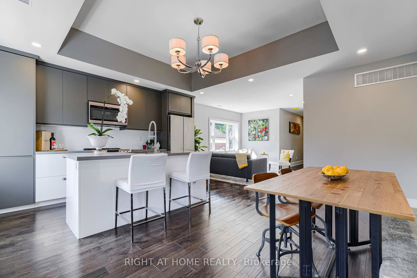 294-south-kingsway-road-toronto-ontario-w13463088