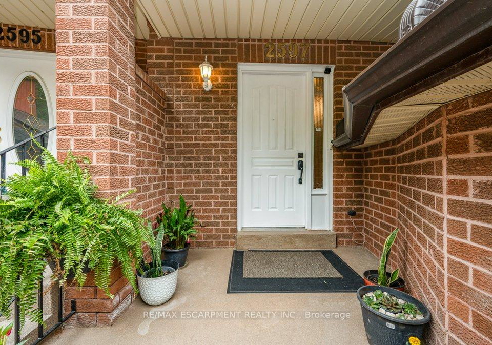 2597-addingham-crescent-oakville-ontario-w13463118