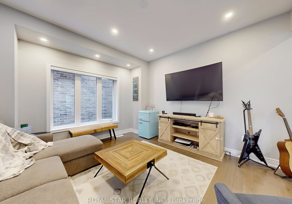 20-walworth-street-halton-hills-ontario-w13463274