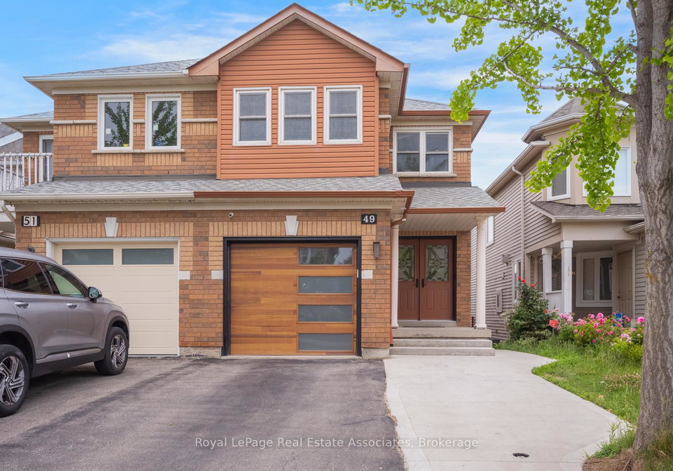49-tiller-trail-brampton-ontario-w13463374