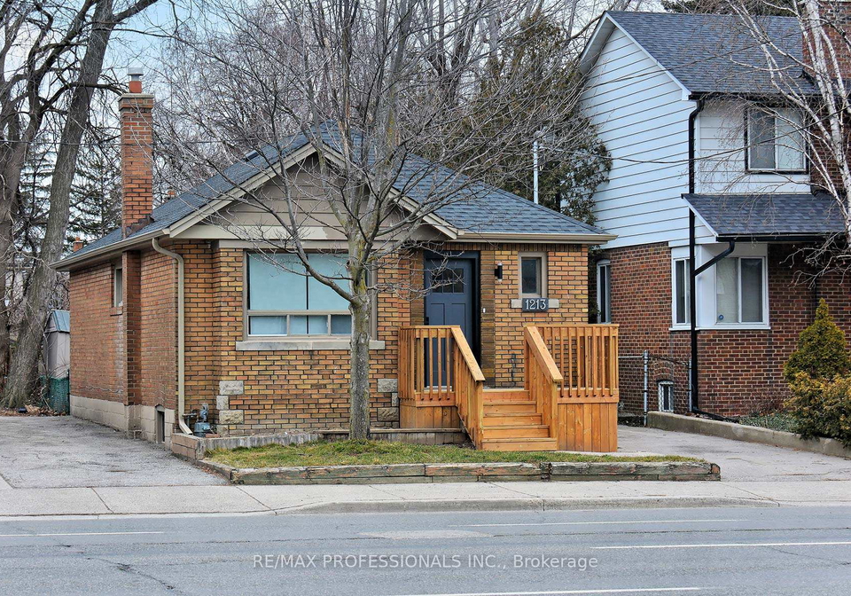 1213-islington-avenue-etobicoke-ontario-w13463376