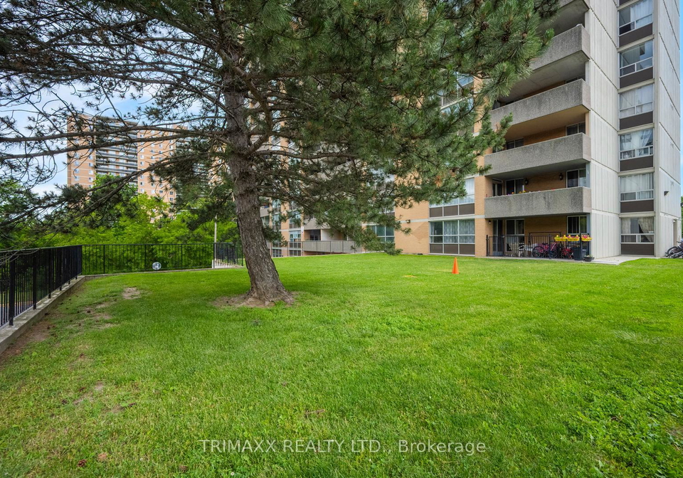 40-panorama-court-etobicoke-ontario-w13463526