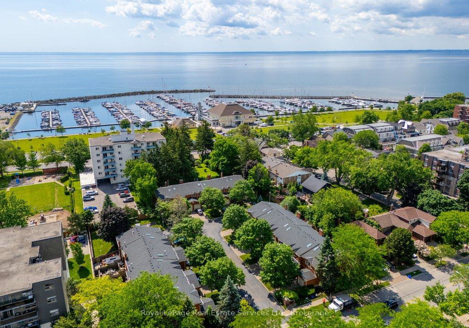 2314-marine-drive-oakville-ontario-w13463630