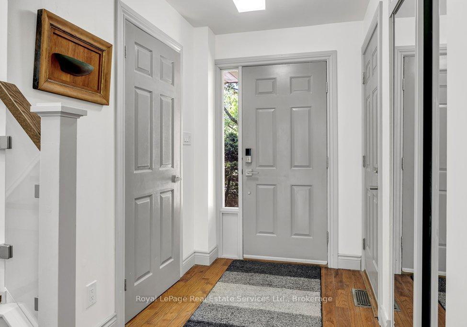 2314-marine-drive-oakville-ontario-w13463630