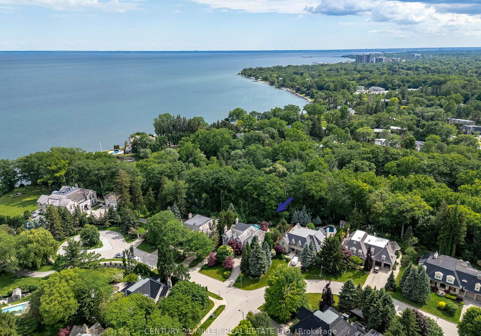 122-lisonally-court-oakville-ontario-w13463774