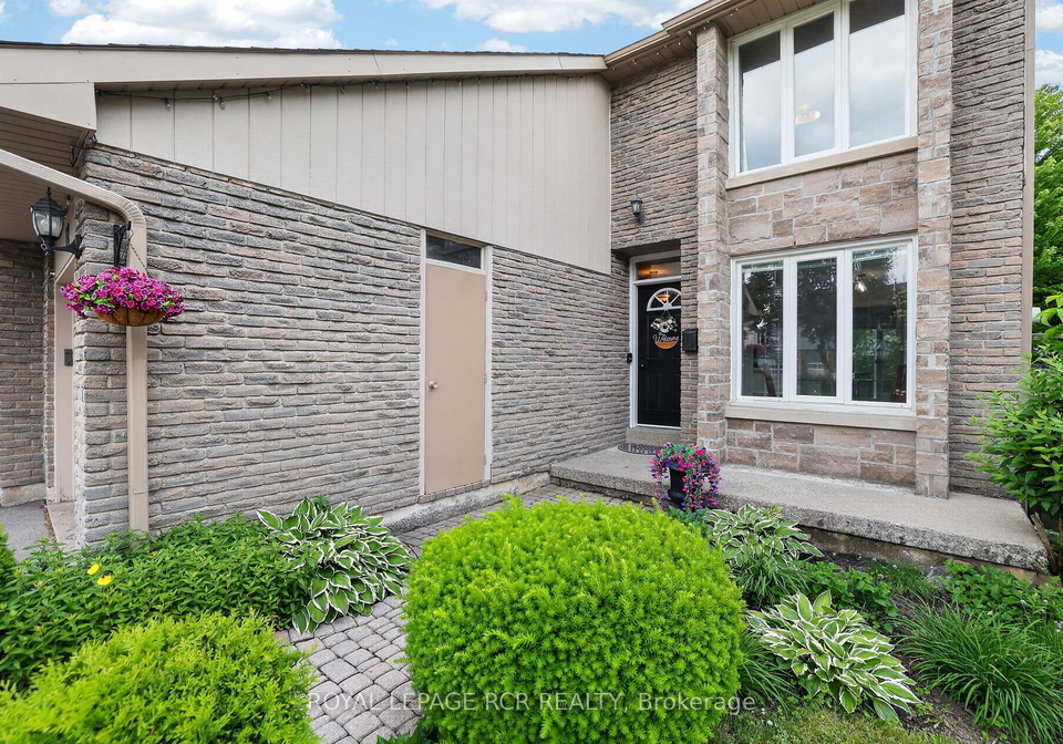 12-macassa-court-brampton-ontario-w13463782