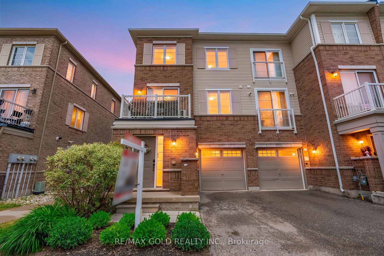 165-hampshire-way-milton-ontario-w13463960