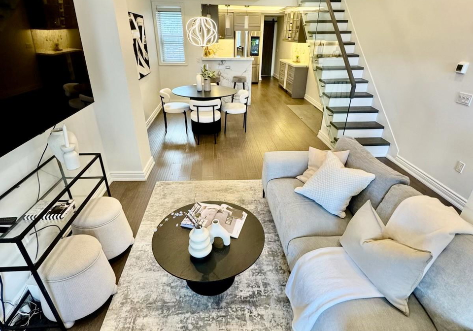 219-mcroberts-avenue-toronto-ontario-w13464148