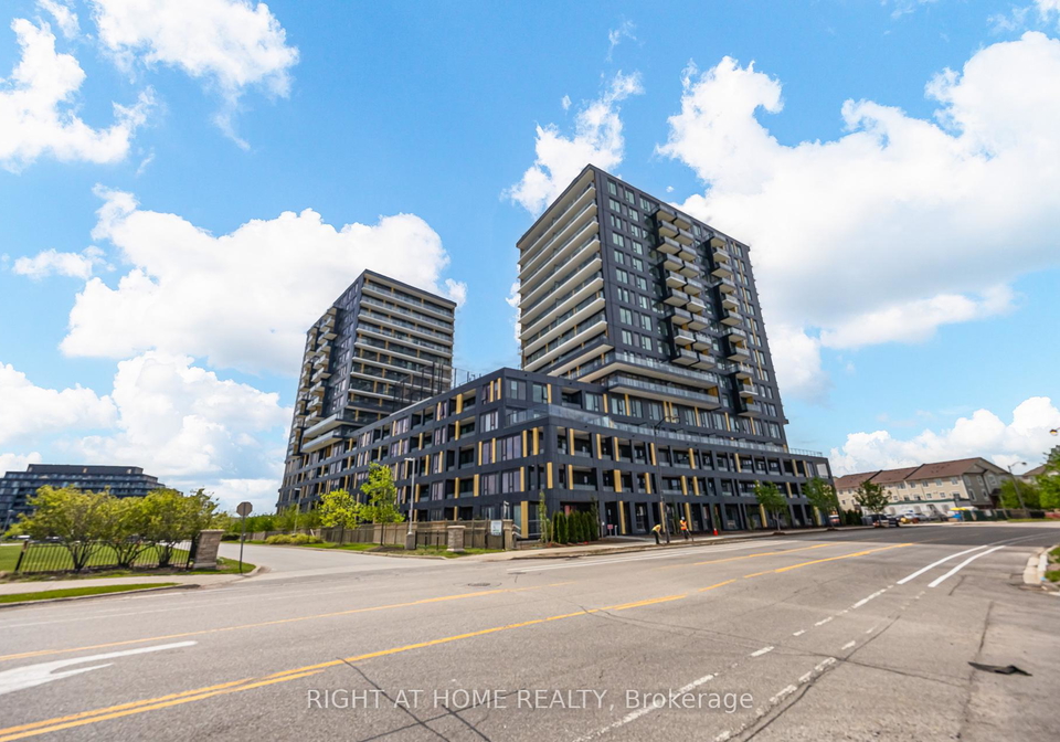 4878-powers-common-burlington-ontario-w13464310