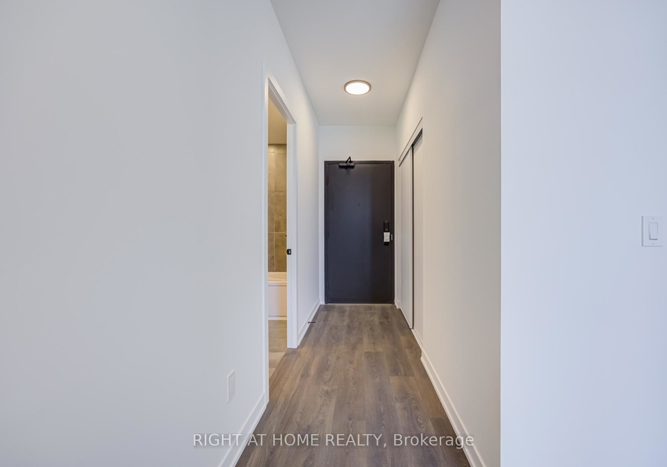 4878-powers-common-burlington-ontario-w13464310