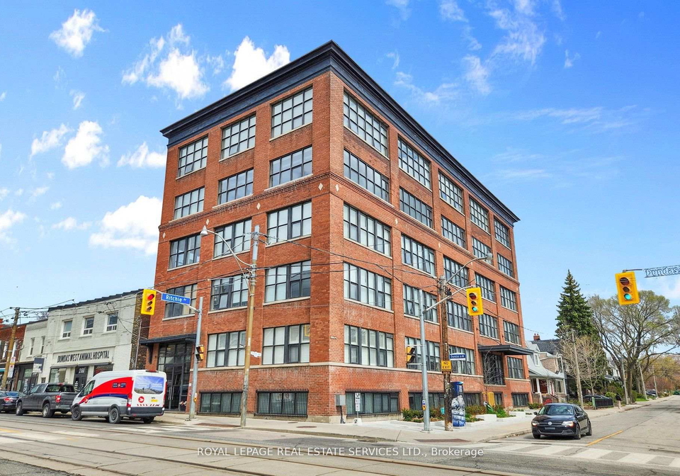 2154-dundas-street-w-toronto-ontario-w13464334