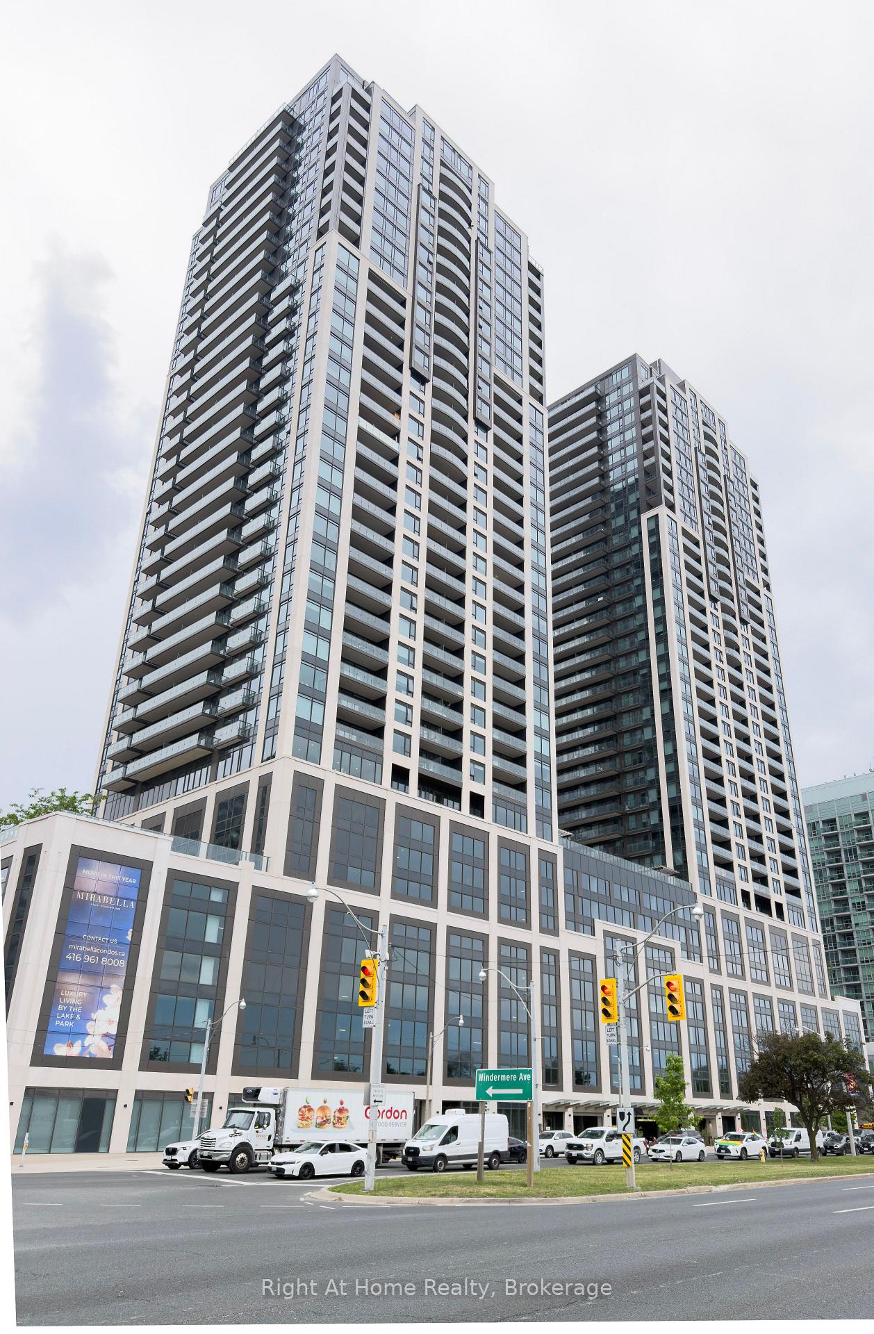 1928-lakeshore-boulevard-w-toronto-ontario-w13464344