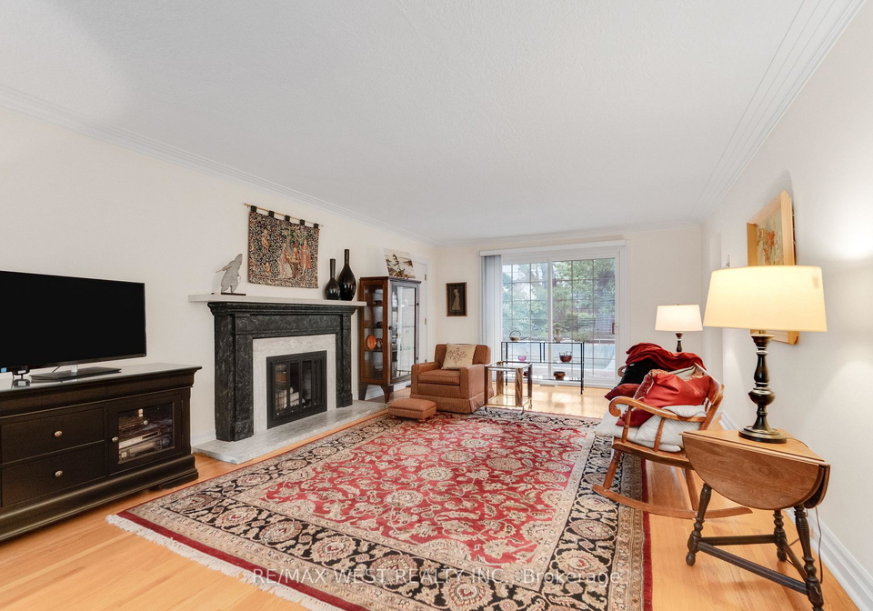 18-north-kingslea-drive-etobicoke-ontario-w13464360